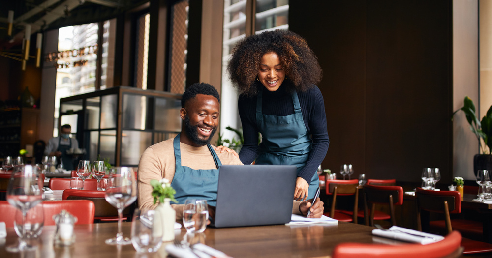 Seasonality and business – How do businesses payroll tips and gratuities?