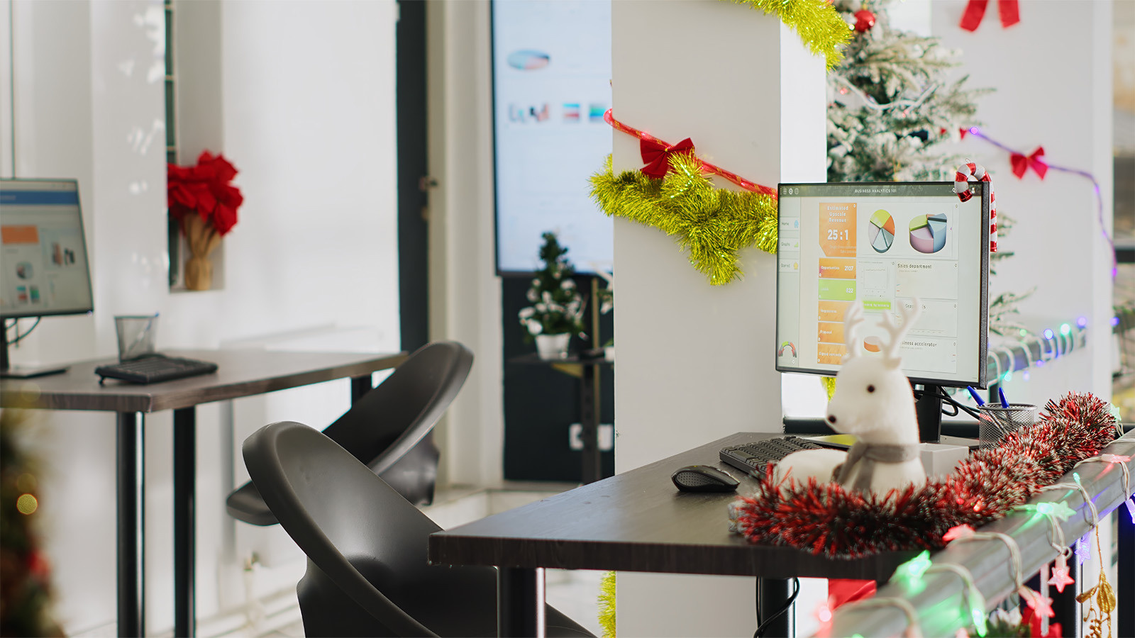 Everyone on leave at once? It must be Christmas!